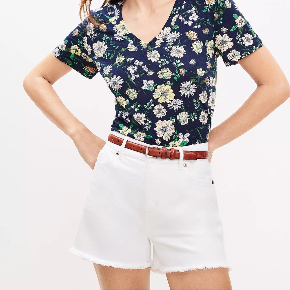 LOFT White High Rise Cut Off Jean Shorts - Size 32 / 14 - NWT